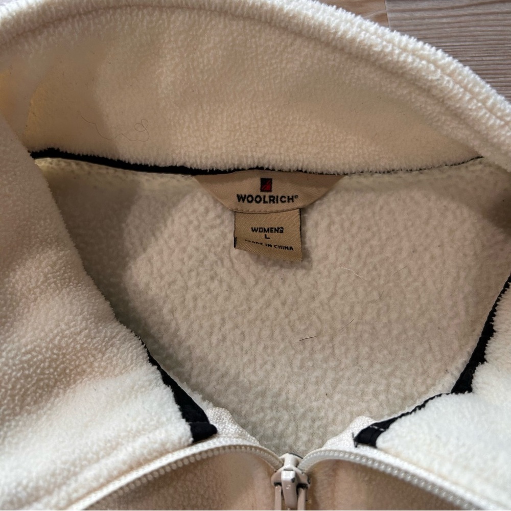 Woolrich Cream Fleece Zip Front Vest - Picture 2 of 6